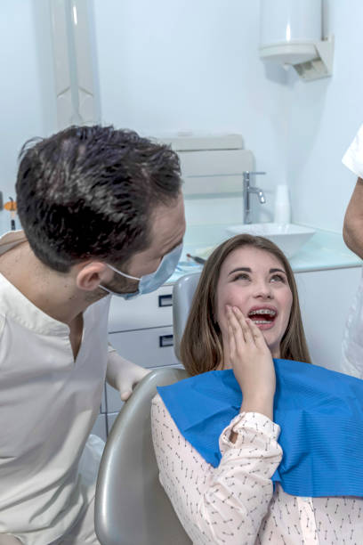 Best Urgent Tooth Repair  in Lakemore, OH